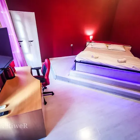 Riwer Hostel